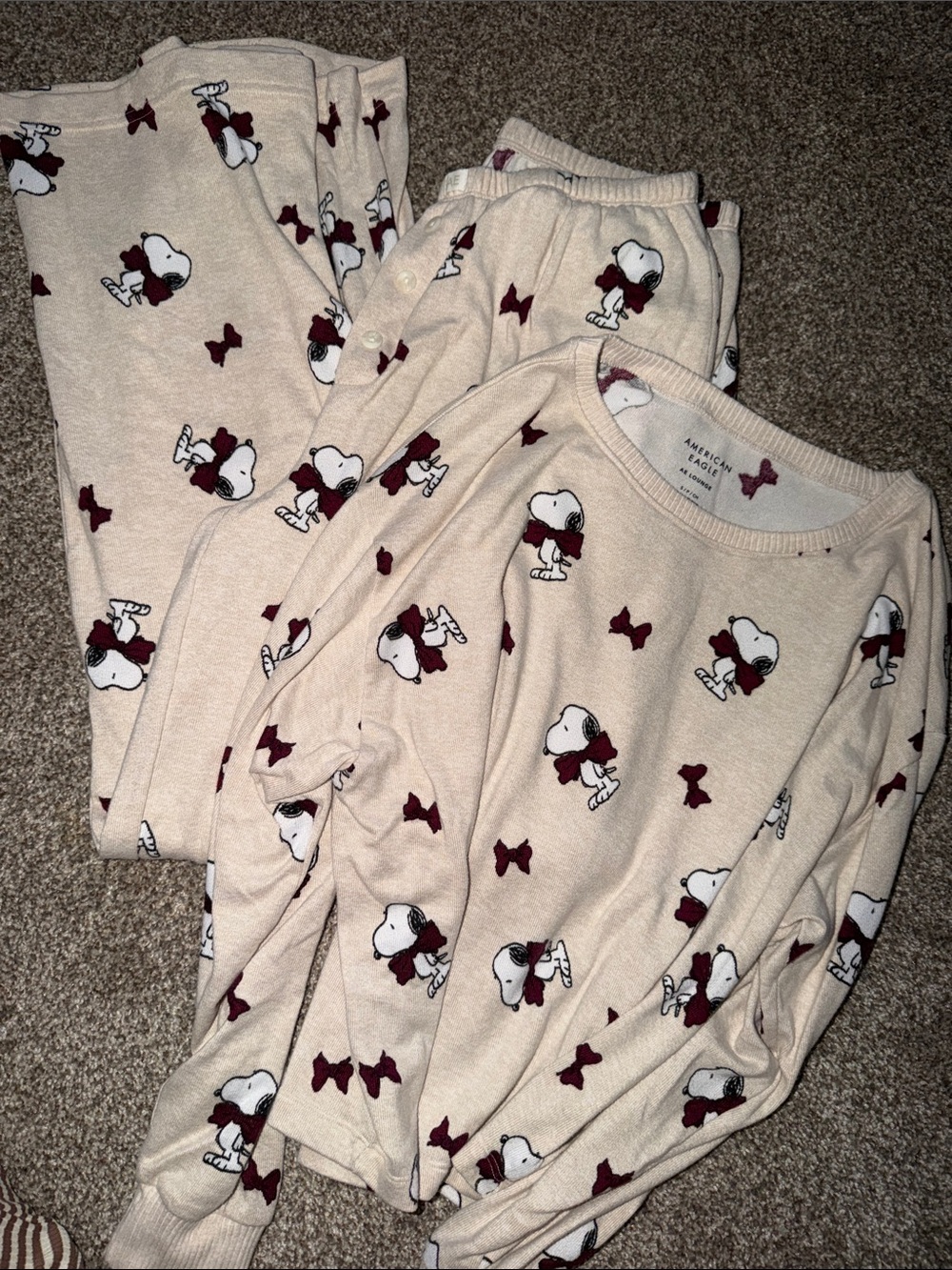 American Eagle Outfitters Beige Snoopy Print Pajama Set with Burgundy Bows